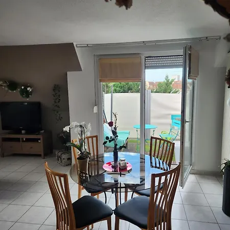 Apartman Cosy A 5mn Du Parc Des Expositions